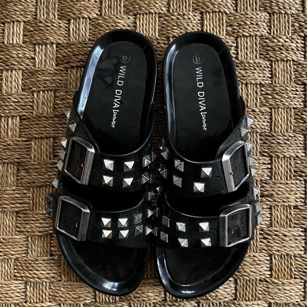 *sold* Black Jelly Studded Sandals